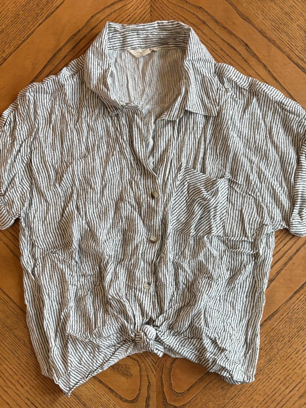 Sim & Sam Black & White Striped Tie-Front Short-Sleeve Shirt Women's Large